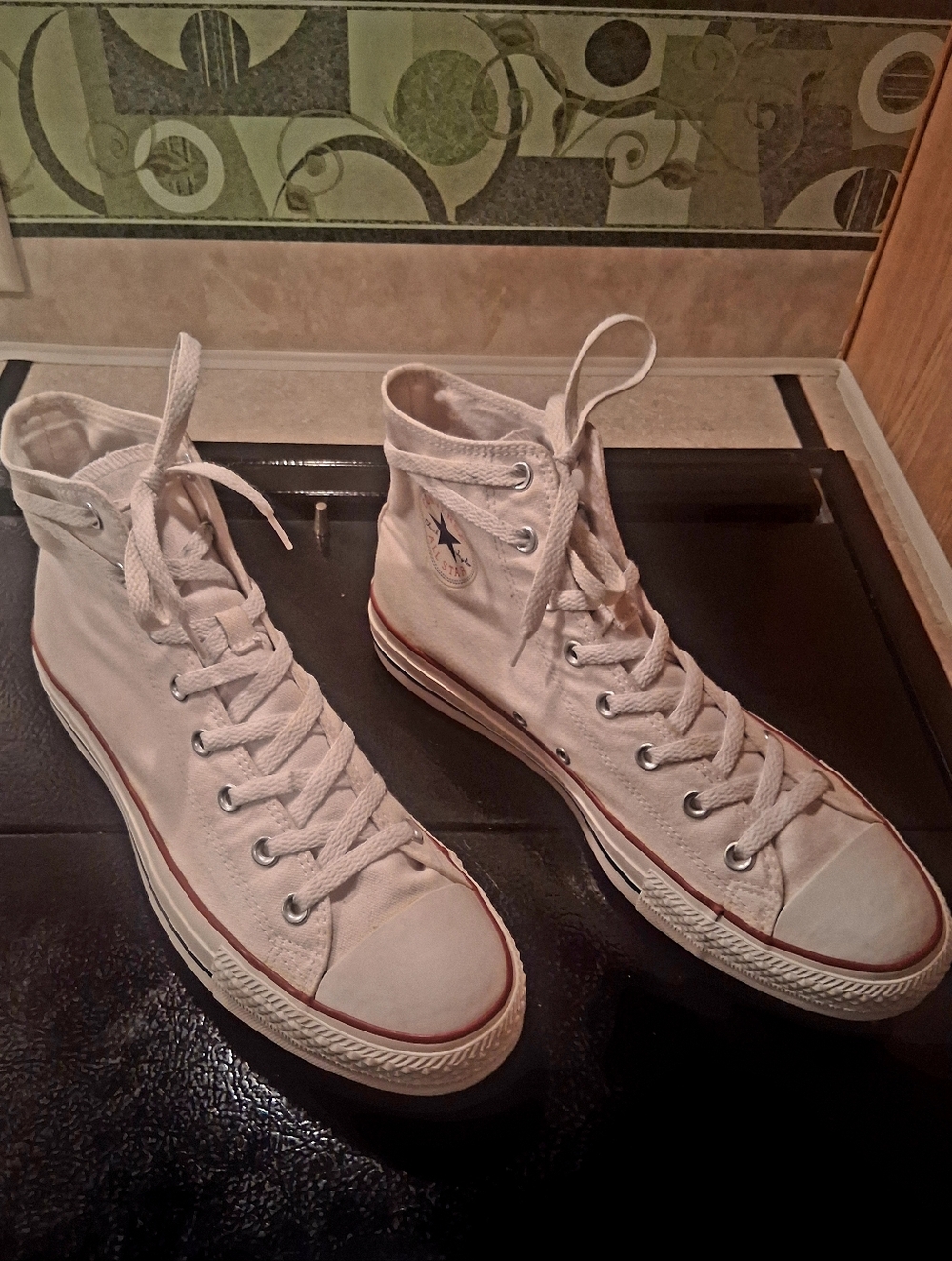 Converse Chuck Taylor All Star High Top - Optical White - Men’s 11 / Women’s 13